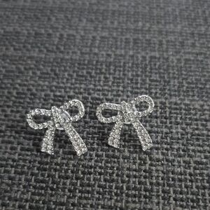 Sparkling Bow Earrings